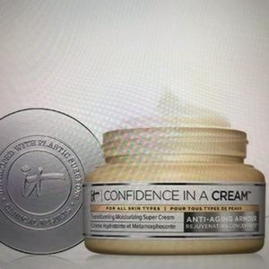 it Cosmetics. Confidence in a Cream Mositurizer